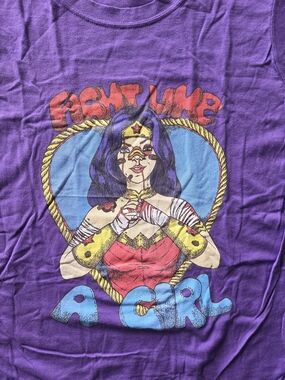 Wonder Girl Purple Graphic Home Art Print T-Shirt